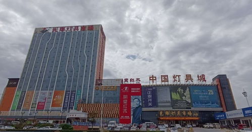 點亮家裝,照明燈具燈飾圈看過來,用愛發(fā)光,為家添色